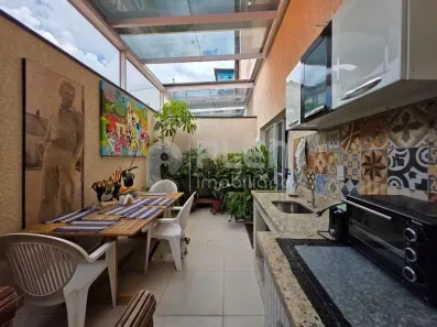 Casa de Condomínio com 3 Quartos à venda, 247m² no Chora Menino, São Paulo