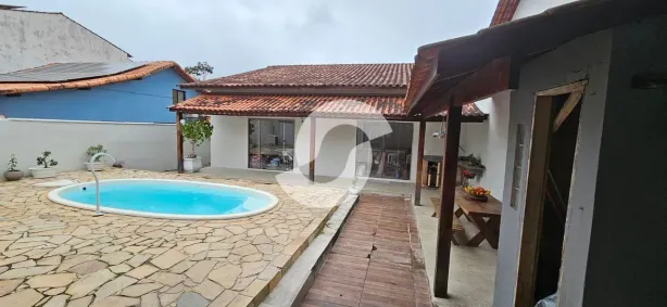 Casa com 3 Quartos à venda, 360m² no Itaipu, Niterói