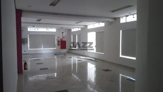 Sala Comercial para alugar, 200m² no Centro, São José dos Campos