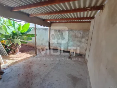 Casa com 3 Quartos à venda, 120m² no Jardim Brasília, Uberlândia