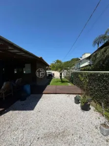 Casa com 3 Quartos à venda, 555m² no Sambaqui, Florianópolis