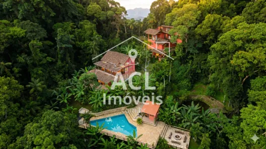 Casa com 6 Quartos à venda, 500m² no Bairro de Camburi, São Sebastião