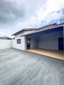 Casa com 3 Quartos à venda, 10m² no Centro, Araxá