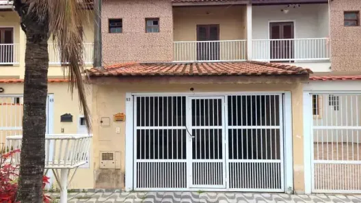 Sobrado com 2 Quartos à venda, 85m² no Vila Anhanguera, Mongaguá