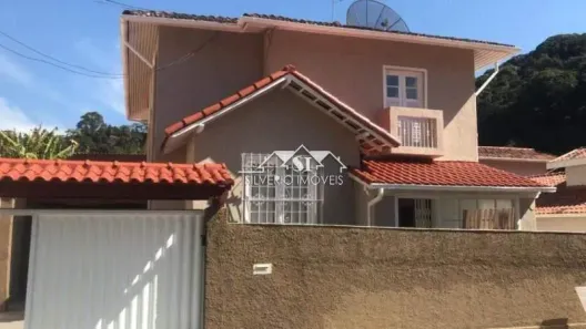 Casa com 4 Quartos à venda, 280m² no Castelanea, Petrópolis