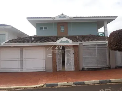 Sobrado com 4 Quartos à venda, 500m² no Residencial Village, Avaré