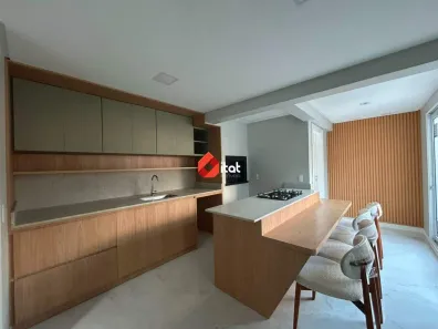 Apartamento com 3 Quartos para alugar, 204m² no Centro, Jaraguá do Sul