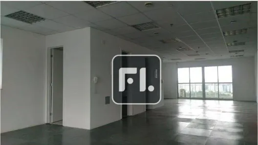 Sala Comercial para alugar, 126m² no Santo Amaro, São Paulo
