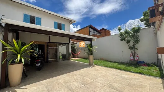 Casa com 3 Quartos à venda, 108m² no Santa Amélia, Belo Horizonte