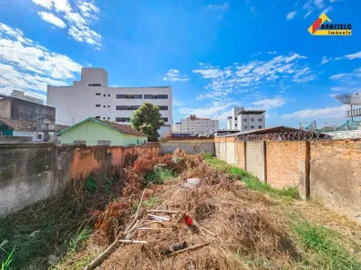 Lote/Terreno à venda, 250m² no Vila Belo Horizonte, Divinópolis
