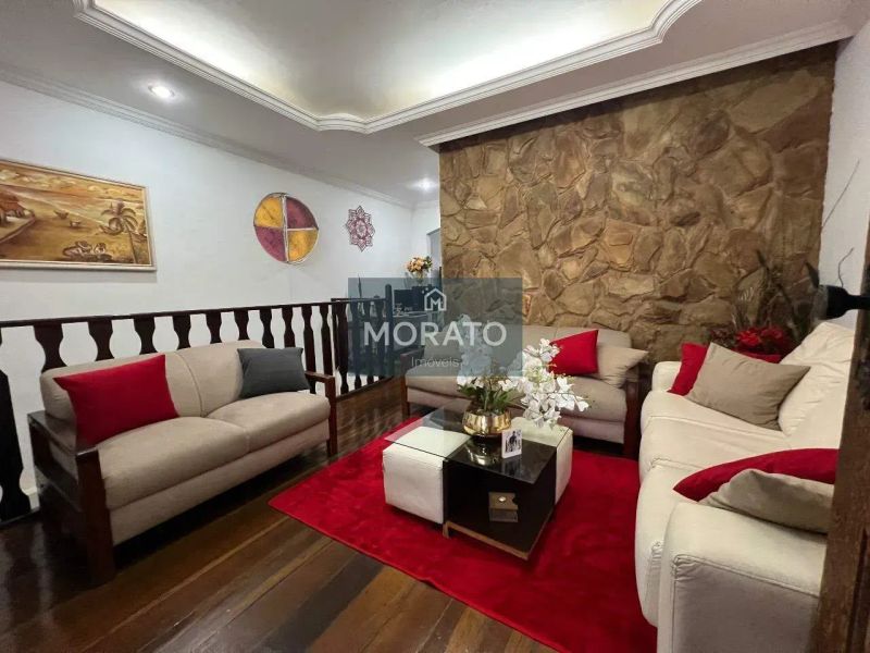 Casa com 4 quartos — Floramar, Belo Horizonte
