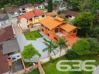 Sobrado com 5 Quartos à venda, 286m² no Anita Garibaldi, Joinville