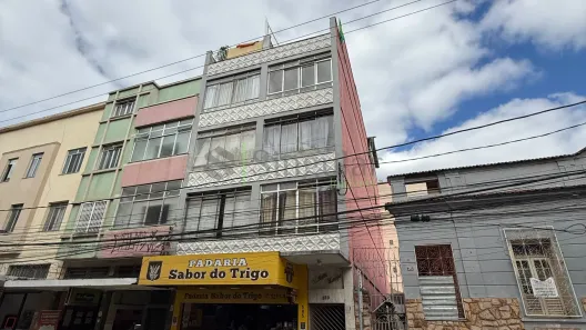 Kitnet com 1 Quarto para alugar, 35m² no Centro, Juiz de Fora
