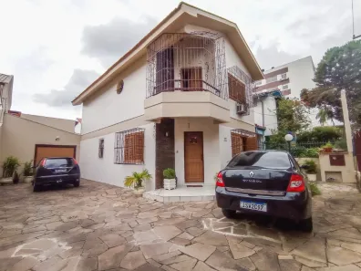 Casa com 3 Quartos à venda, 220m² no Vila Ipiranga, Porto Alegre