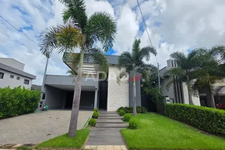 Casa de Condomínio com 3 Quartos à venda, 180m² no Parqville Pinheiros, Aparecida de Goiânia