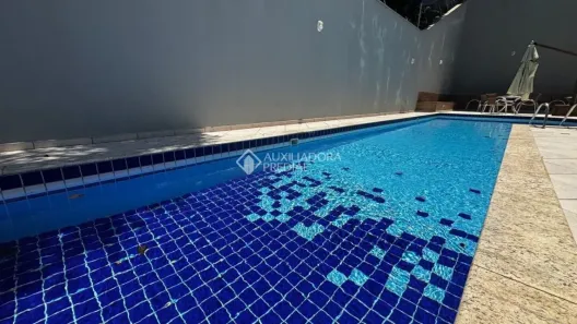 Apartamento com 2 Quartos à venda, 69m² no Coqueiros, Florianópolis
