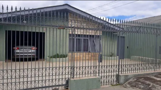 Casa com 3 Quartos à venda, 138m² no Neves, Ponta Grossa