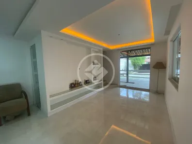 Casa de Condomínio com 4 Quartos à venda, 263m² no Albuquerque, Teresópolis