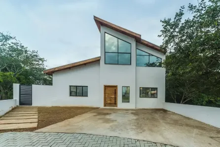 Casa com 3 Quartos à venda, 171m² no Parque Vera Cruz, Tremembé