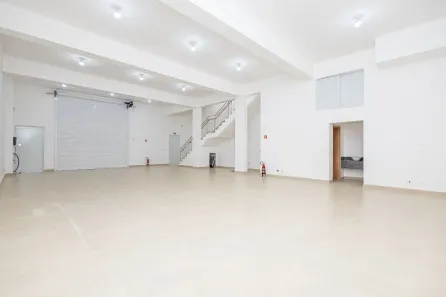 Ponto Comercial para alugar, 387m² no Bacacheri, Curitiba