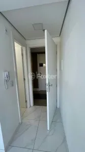 Sala Comercial à venda, 25m² no São Sebastião, Porto Alegre