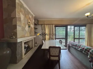 Casa com 3 Quartos para alugar, 387m² no Vila Ipiranga, Porto Alegre