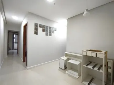 Sala Comercial para alugar, 54m² no Três Figueiras, Porto Alegre