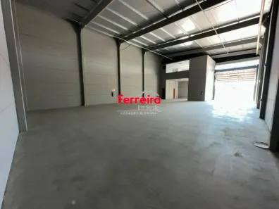 Galpão/Depósito/Armazém para alugar, 370m² no Santa Rosa de Lima, Porto Alegre