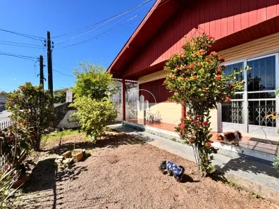 Casa com 2 Quartos à venda, 108m² no Barreiros, São José