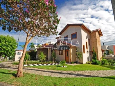 Casa com 3 Quartos para alugar, 300m² no Condomínio Residencial e Comercial Fazenda Santa Petronilla, Bragança Paulista