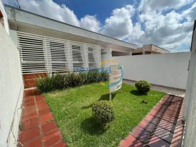 Casa com 3 Quartos à venda, 218m² no Jardim Monções, Londrina