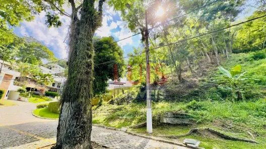Lote/Terreno à venda, 675m² no Engenho do Mato, Niterói