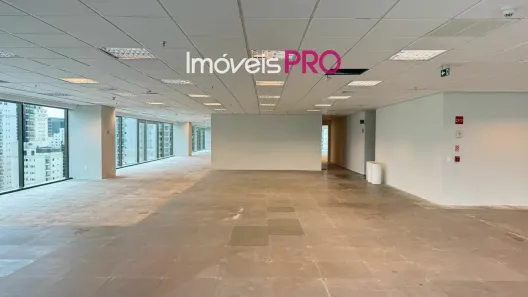 Sala Comercial para alugar, 955m² no Vila Nova Conceição, São Paulo