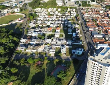 Lote/Terreno à venda, 360m² no Jardim Califórnia, Jacareí