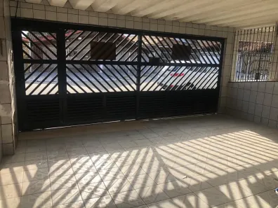 Casa com 4 Quartos à venda, 185m² no Tupi, Praia Grande