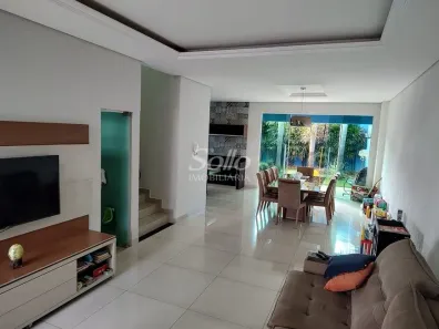 Sobrado com 3 Quartos à venda, 274m² no Jardim Patrícia, Uberlândia
