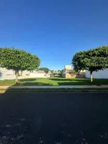 Lote/Terreno à venda, 330m² no Estância dos Ipês, Uberaba