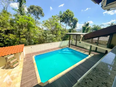 Casa com 3 Quartos à venda, 194m² no Salto do Norte, Blumenau