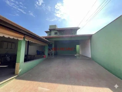 Sobrado com 3 Quartos à venda, 274m² no Parque Santa Cecília, Piracicaba
