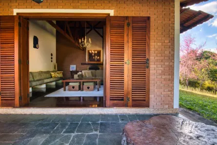 Casa com 3 Quartos à venda, 250m² no V Matilde, Campos do Jordão