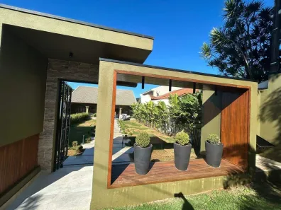 Casa com 3 Quartos à venda, 210m² no Neva, Cascavel