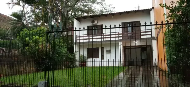 Casa com 5 Quartos à venda, 175m² no Tristeza, Porto Alegre