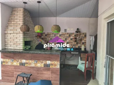 Sobrado com 3 Quartos à venda, 164m² no Condomínio Residence Club, Jacareí