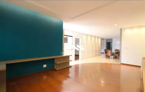 Casa com 4 Quartos para alugar, 293m² no Brasil, Uberlândia