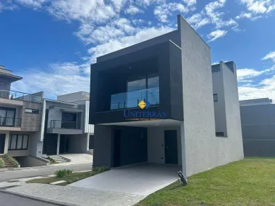 Sobrado com 3 Quartos à venda, 194m² no Santa Cândida, Curitiba