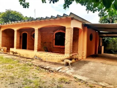 Fazenda/Sítio com 2 Quartos à venda, 215m² no Jardim Perlamar, Araçoiaba da Serra