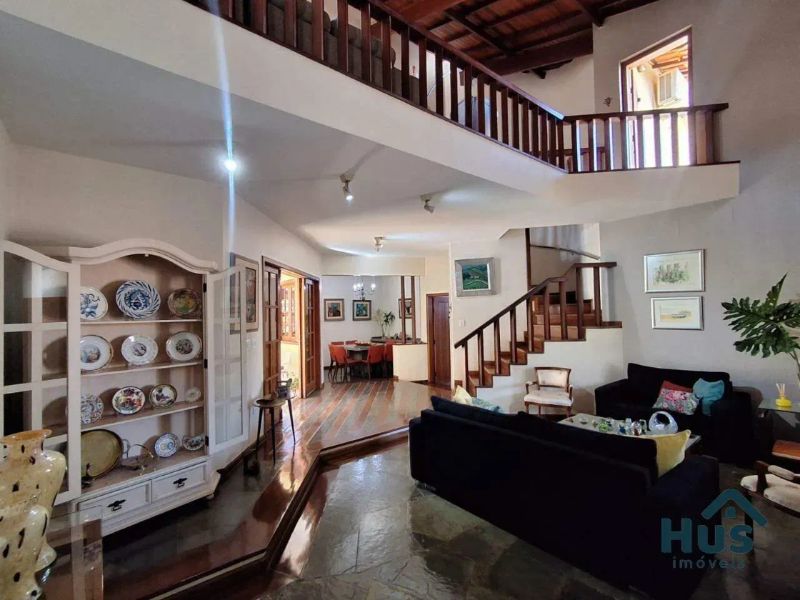 Casa com 4 quartos — Itapoã, Belo Horizonte