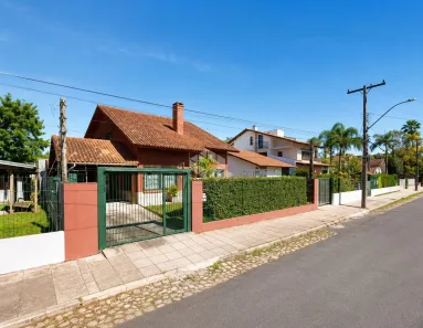 Casa com 5 Quartos à venda, 339m² no Ipanema, Porto Alegre