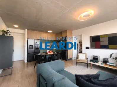 Apartamento com 2 Quartos à venda, 66m² no Vila Ipojuca, São Paulo