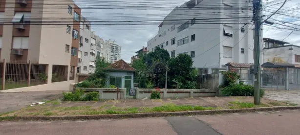 Lote/Terreno à venda, 371m² no Passo da Areia, Porto Alegre